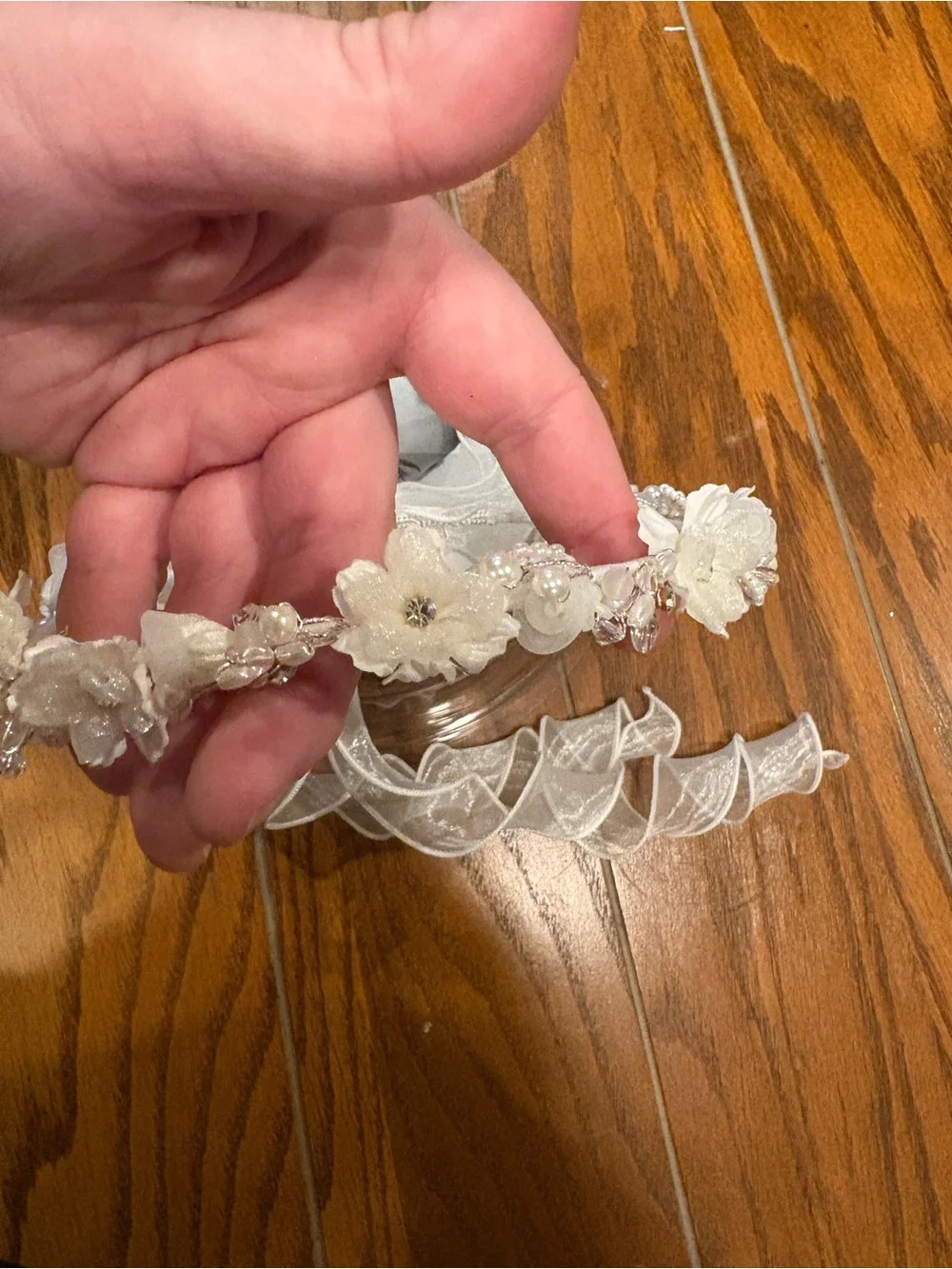David's Bridal Ivory Flower Crown and Ribbon Veil Set NIB